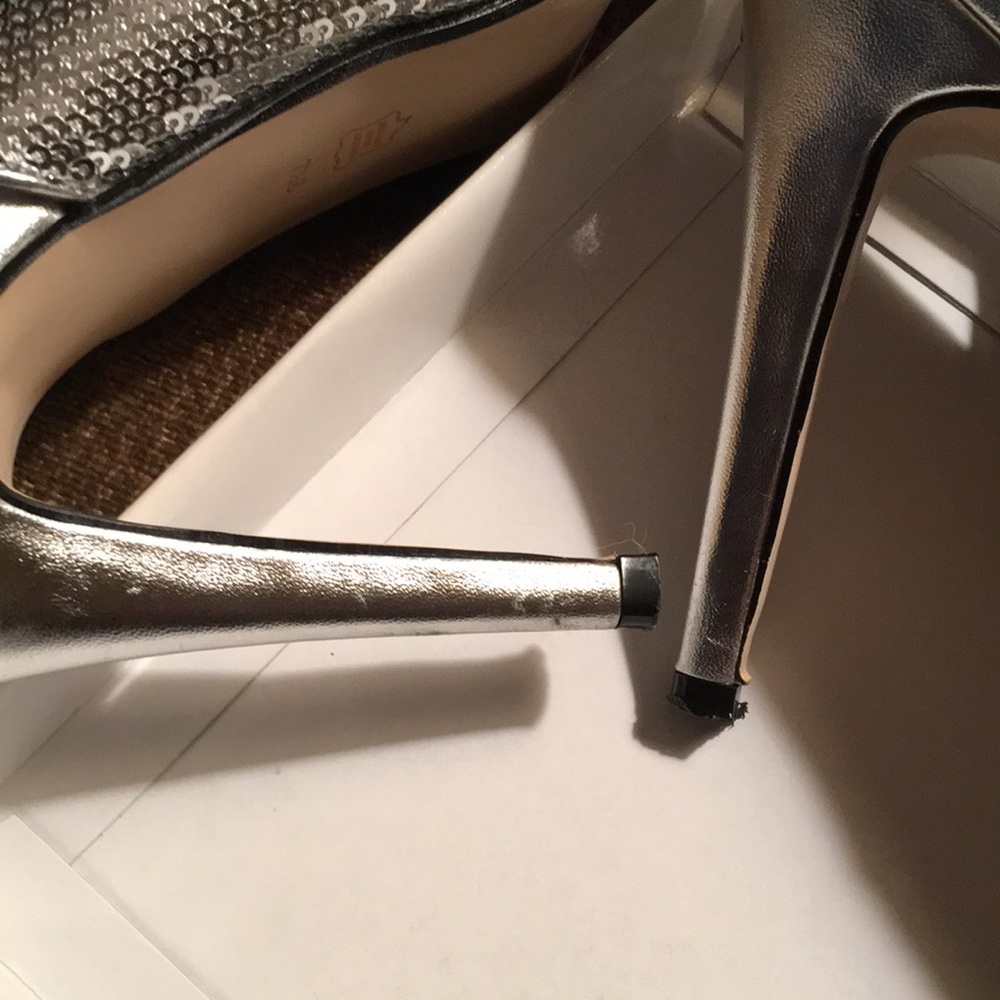 Shoes - Picture 2 of 5